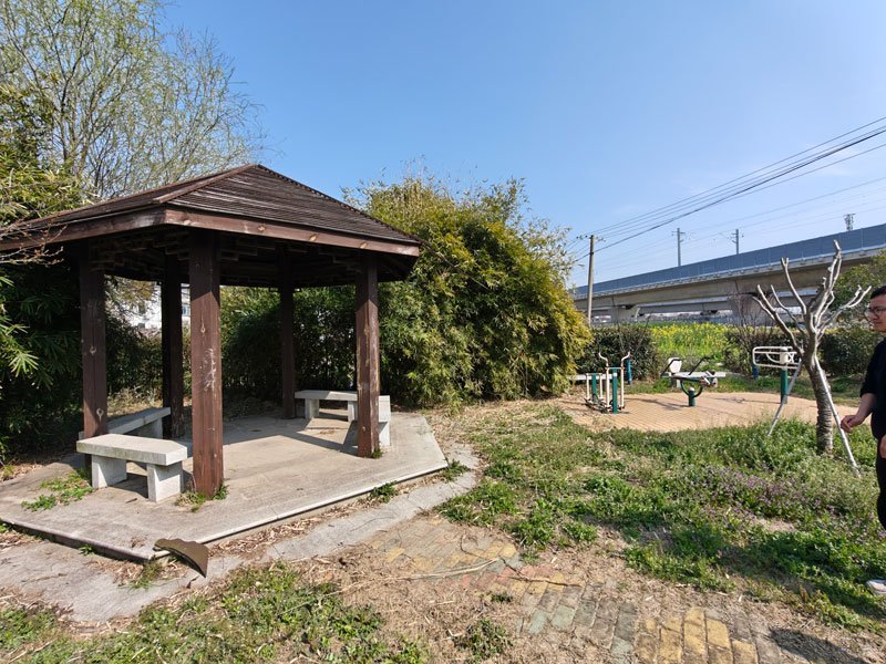 上海宝邦与新姚村结对共建正式签约